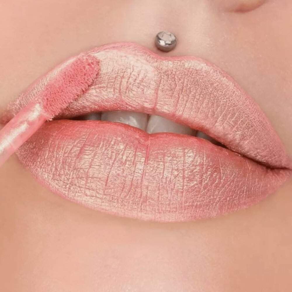 "Ryland" Jeffree Star Velour Liquid Lipstick Full Size, glossy. New In Box